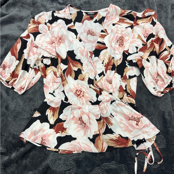 Express Black Floral Wrap Blouse with Puff Sleeves – Size S - Picture 3 of 9